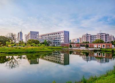 学习强国APP2020.12.21:每日校训 | 福建工程学院:真 诚 勤 勇